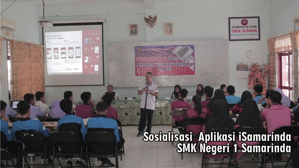 Sosialisasi Aplikasi iSamarinda di SMK Negeri 1 Samarinda