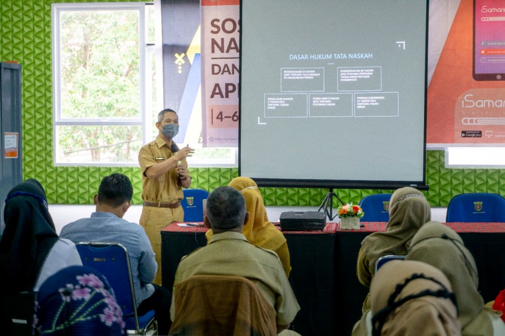 Literasi Naskah Dinas dan Aplikasi iSamarinda