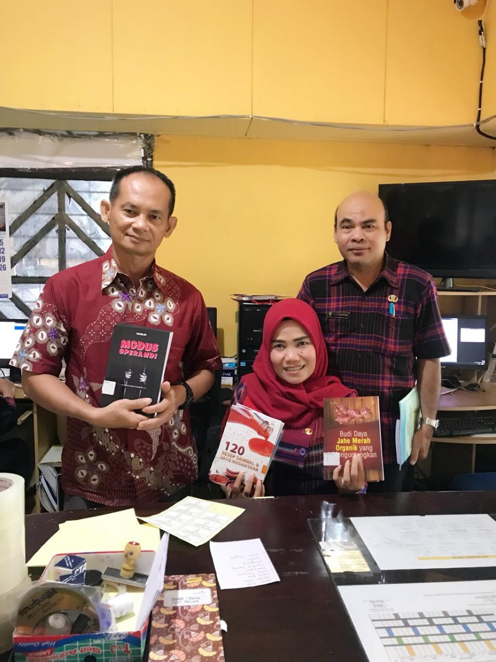 Tim Pengolahan Bahan Perpustakaan