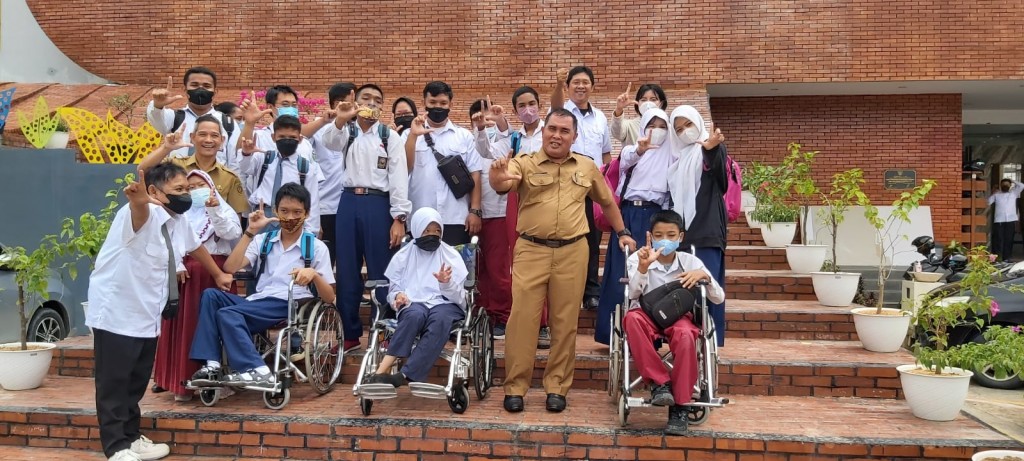 Kunjungan SLB Widya Karya